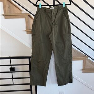 Abercrombie & Fitch Women's Green Cargo Pants